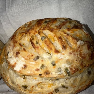 Jalapeño Cheddar Sourdough 