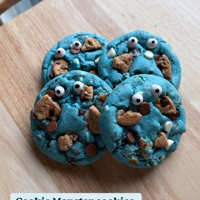 Cookie Monster Cookies (3)