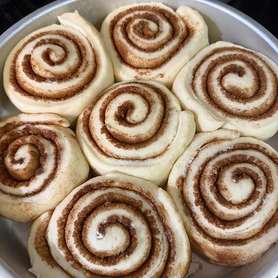 Classic Cinnamon Rolls (12ct Pan ) 
