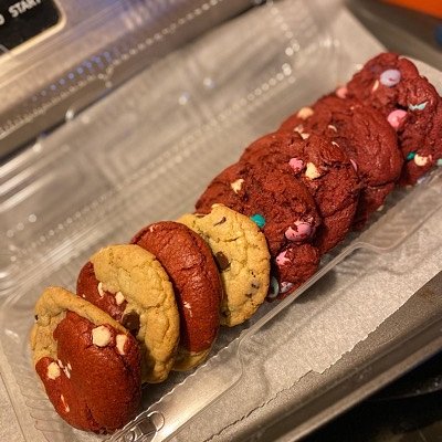 Red Velvet / Chocolate Chip