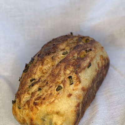 Jalapeño & Cheddar Loaf