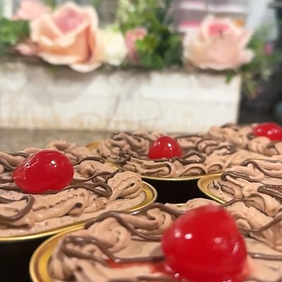 Try Me Size Strawberry Nutella  Pre- Order Only