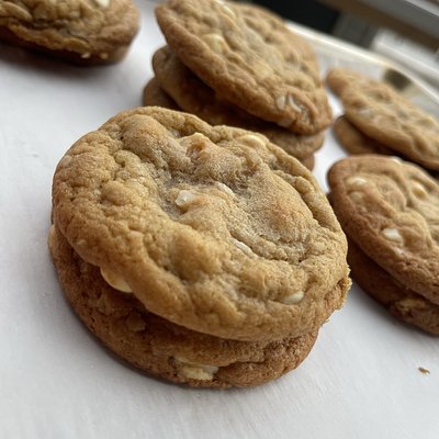 White Chocolate Macadamia Nut Cookies 