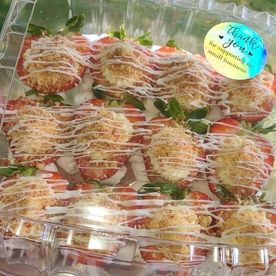 Deviled Strawberries (half dozen) 