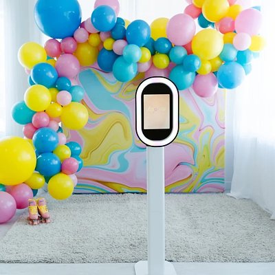 Daisy - Stand Alone Photobooth