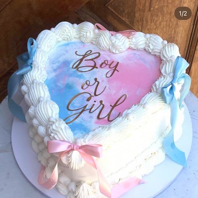 9inch Heart Cake (feeds 18-25)