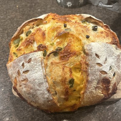 Jalapeño Cheddar Sourdough 