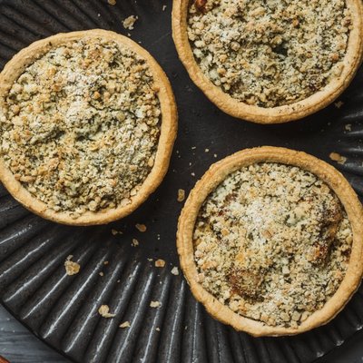 (V) Roasted Vegetable, Cheese And Crumble Pie