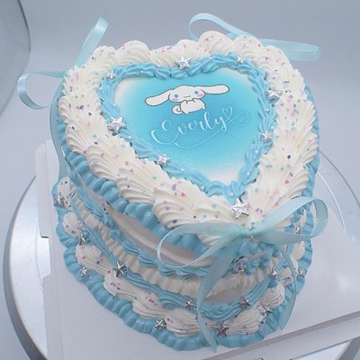 6in 2 Layer Heart Cake
