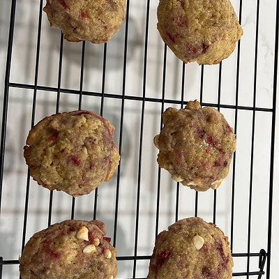 Raspberry White Chocolate Chip Sourdough Discard Cookies (6 Pack)