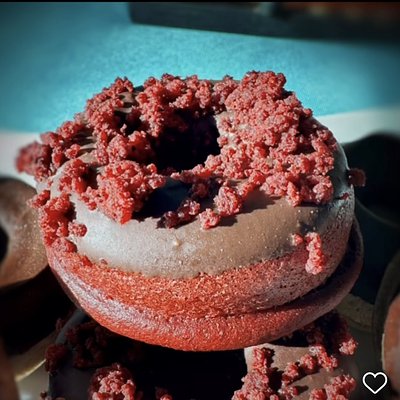 Red Velvet Donuts (3ct) Dipped In Milk Chocolate Or White Chocolate