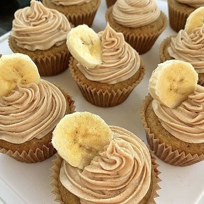 Banana Cupcakes + Vanilla Cream Cheese Buttercream (Box of 9)