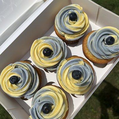 Lemon blueberry
