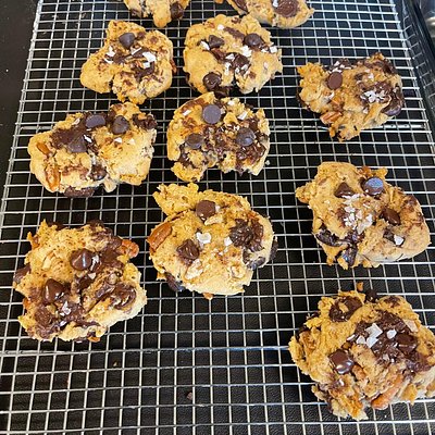 Gluten Free Choclate Chip Pecan Cookies 