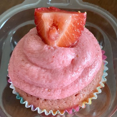 Half Dozen Gourmet Cupcakes