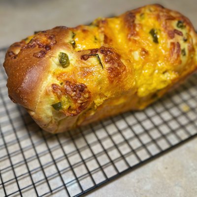 Jalapeño Cheddar Loaf