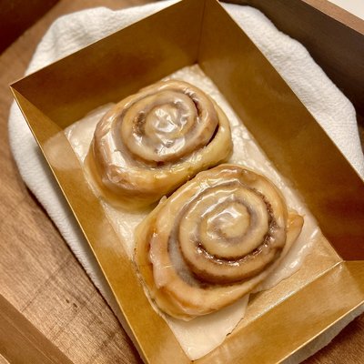 Cinnamon Rolls 4-Pack
