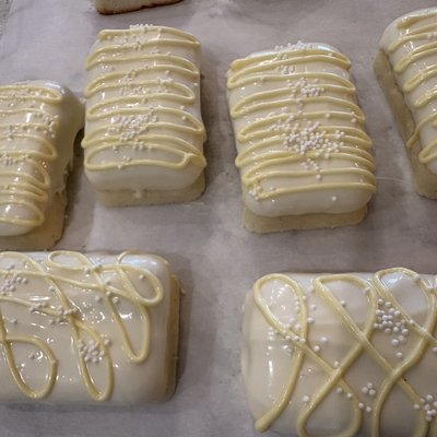 Mini lemon Cake Loves 