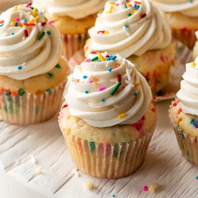 Funfetti Cupcakes 