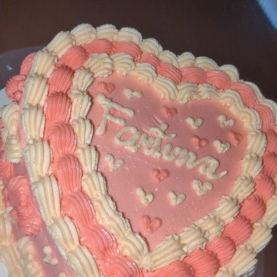 6 Inch Heart Cake 2 Layer