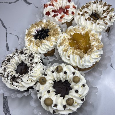 Cheesecake Sampler Box 