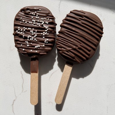 Cakesicles