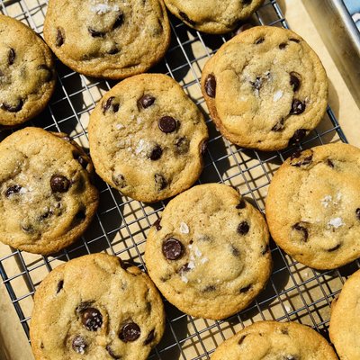 Vegan Salted Chocolate Chip Cookie (1 Dozen)