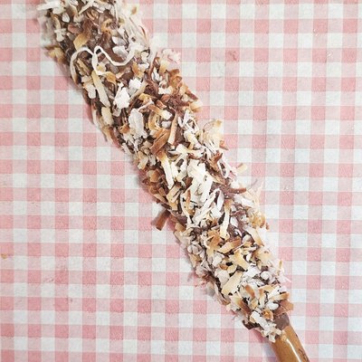 Toasted Coconut Indulgence - 5 Pretzels