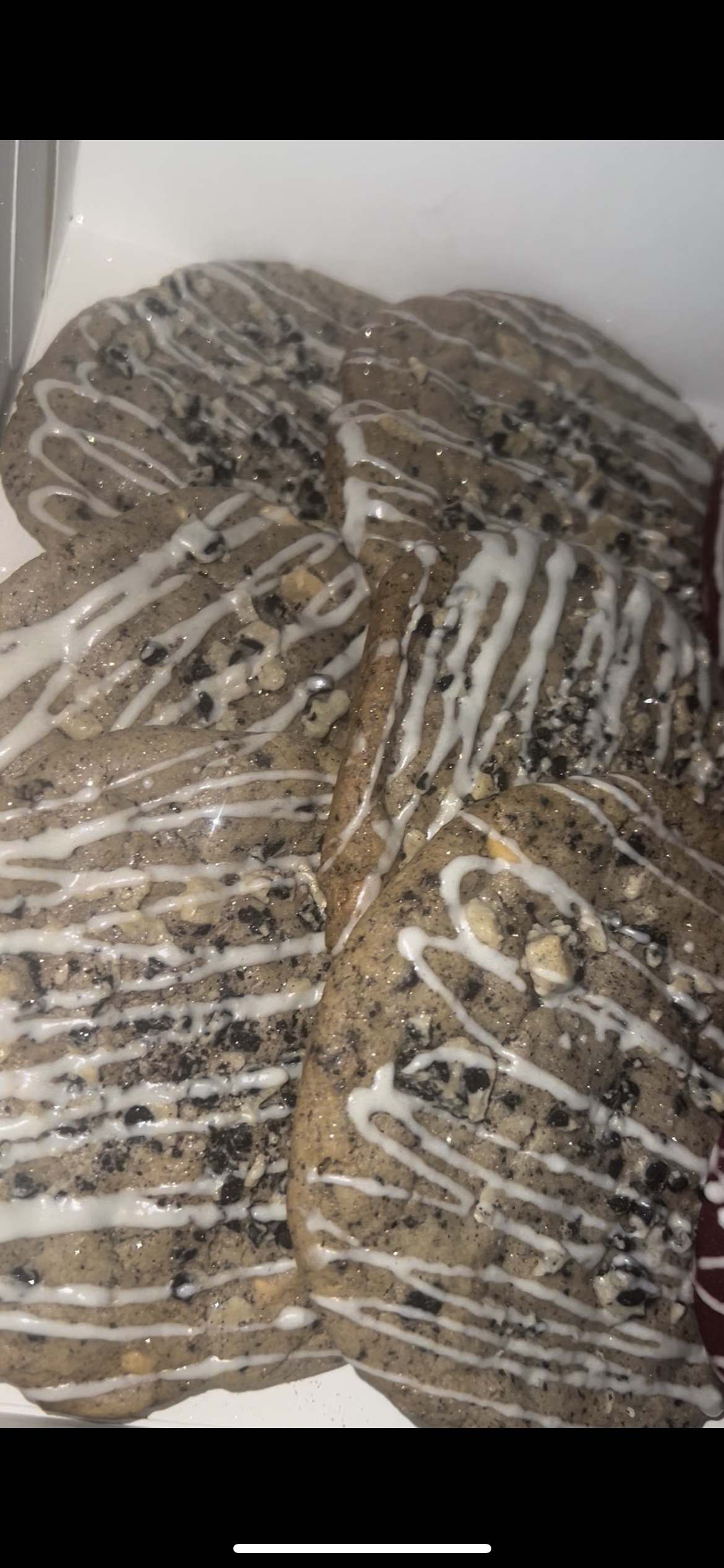 1 Dozen Jumbo Cookies N Cream Cookies