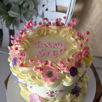 6” Round cake