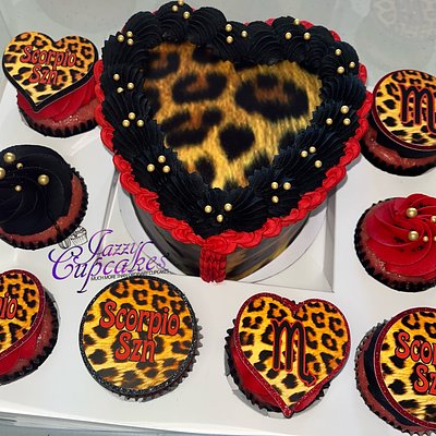 Bento Box 6in. 2 layer Cake w/8 Cupcakes