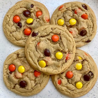 Reese’s Pieces Cookies (1 Dozen)