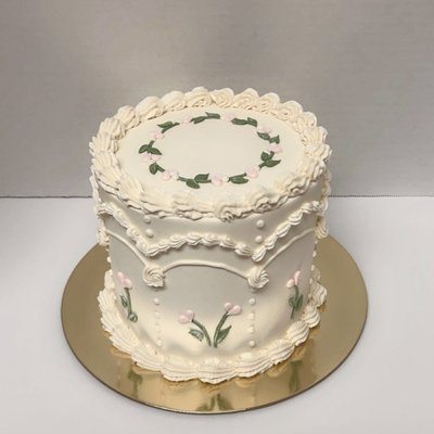 6 Inch round cake 