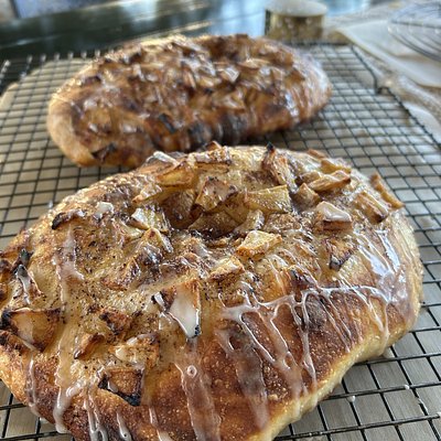 Brown Butter Apple Fritter Foccacia