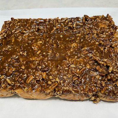 GF Caramel Pecan Rolls