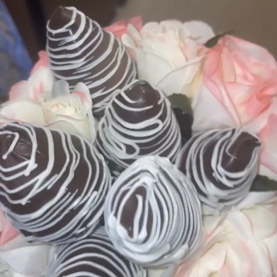 Bouquet Berries With Flowers