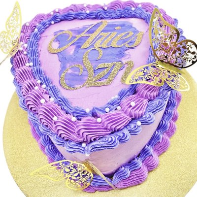 8” Heart Cake 