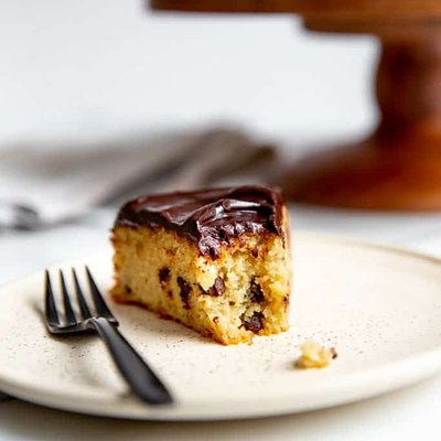 Chocolate chip banana cake