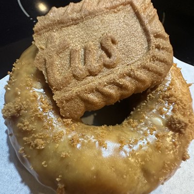 Biscoff Crunch Donut