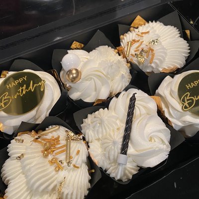 Decorated Cupcakes