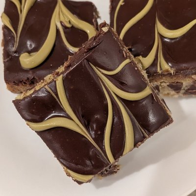 Dubai Chocolate Chip Cookie Bars