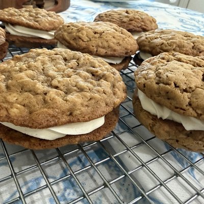 Oatmeal Cream Pies