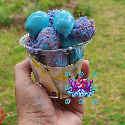 Small Bucket Grapes-9oz Container