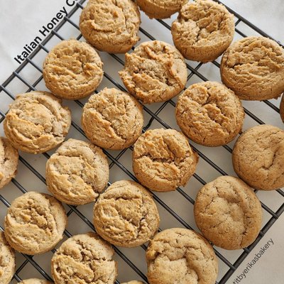 Italian Honey Cookies