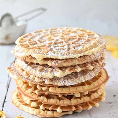 12 Pizzelli Cookies