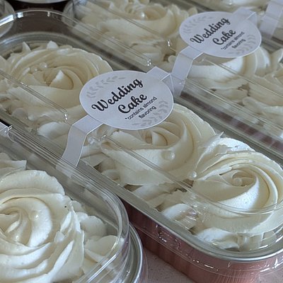 Mini Cakes In Individual Tins