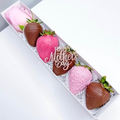 5 Berries With Rose 