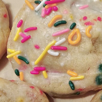 Lemon Confetti Bomb
