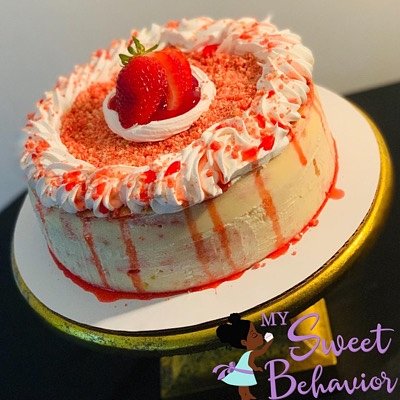 Strawberry Shortcake Cheesecake