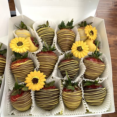 Chocolate covered strawberries 